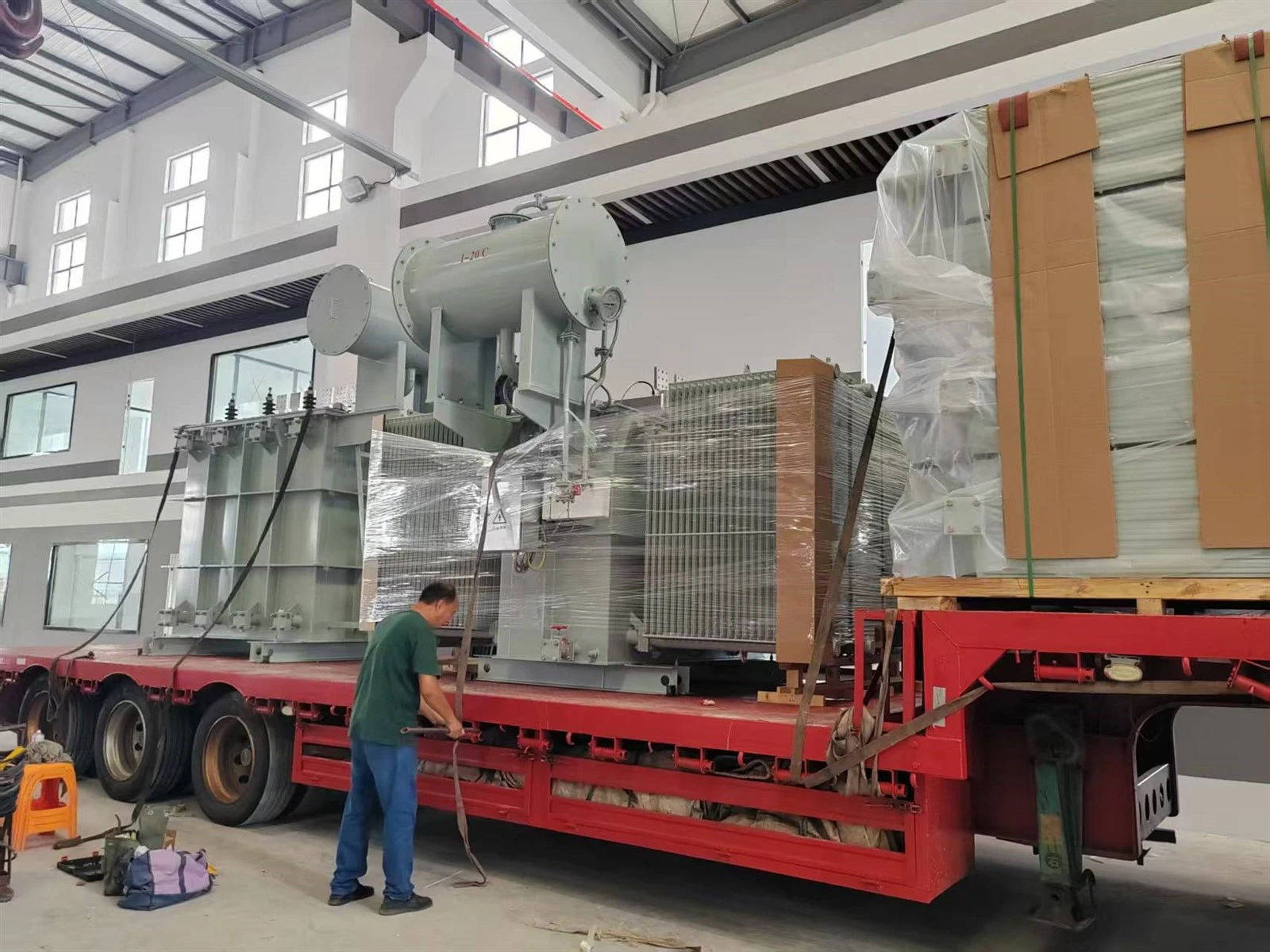 Oil Immersed Transformer Shipment Oil Immersed Transformer Shipment