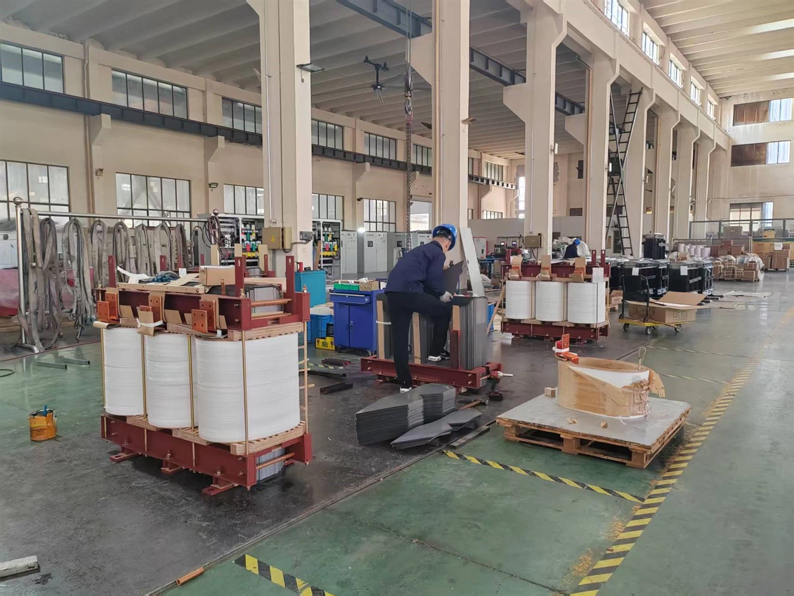 Oil Immersed Transformers Assembly Oil Immersed Transformers Assembly